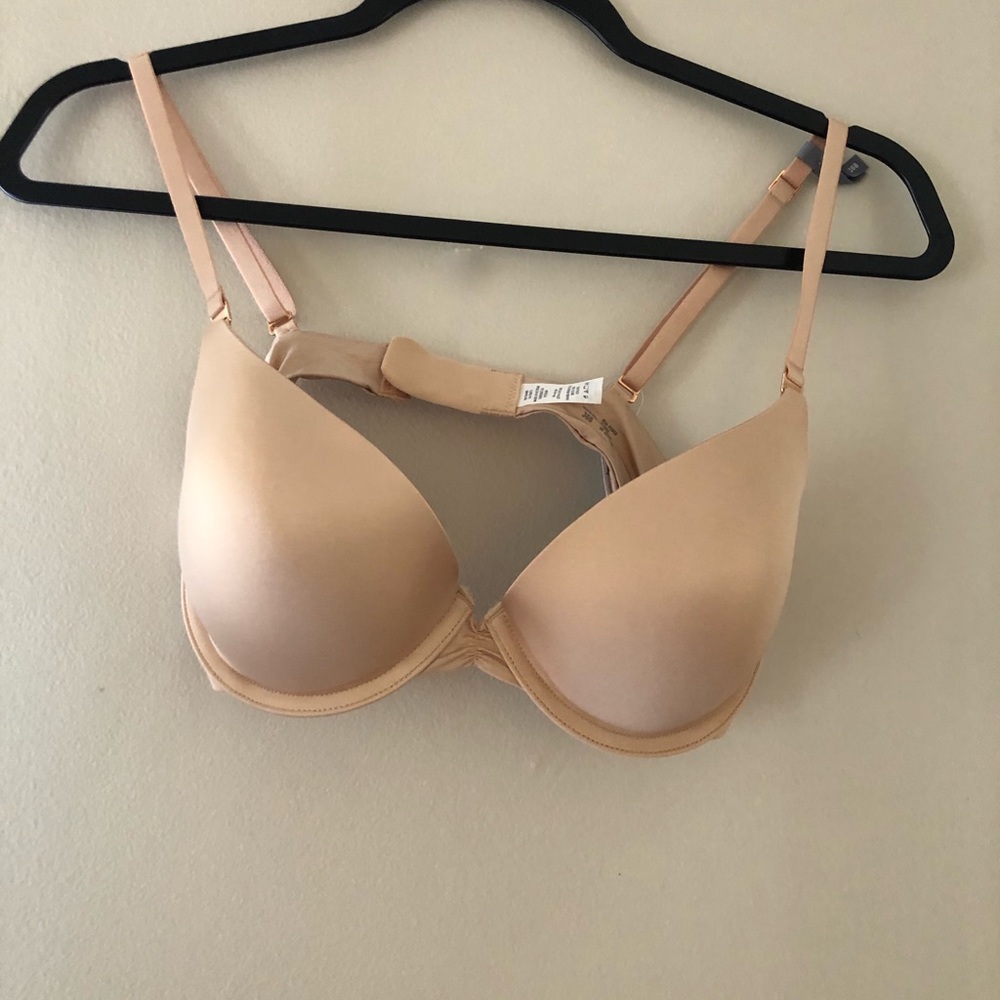 Brand new never worn padded bra